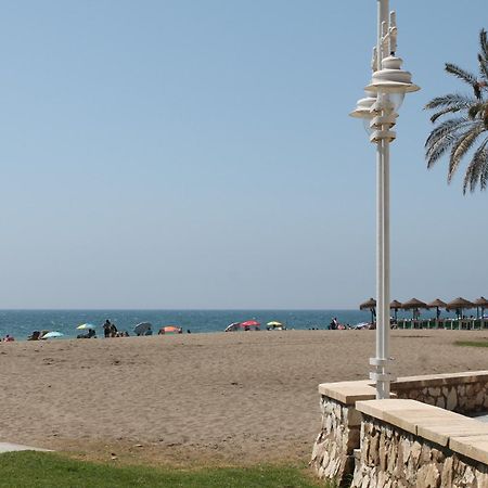 Appartamento Paseo Maritimo Málaga Esterno foto