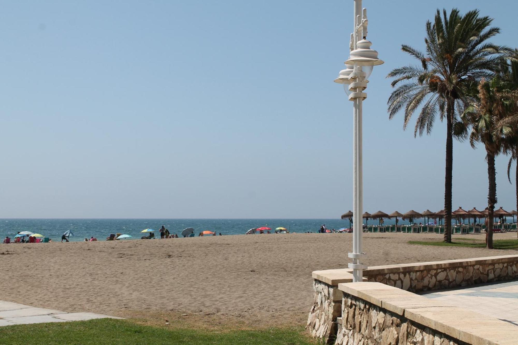 Appartamento Paseo Maritimo Málaga Esterno foto